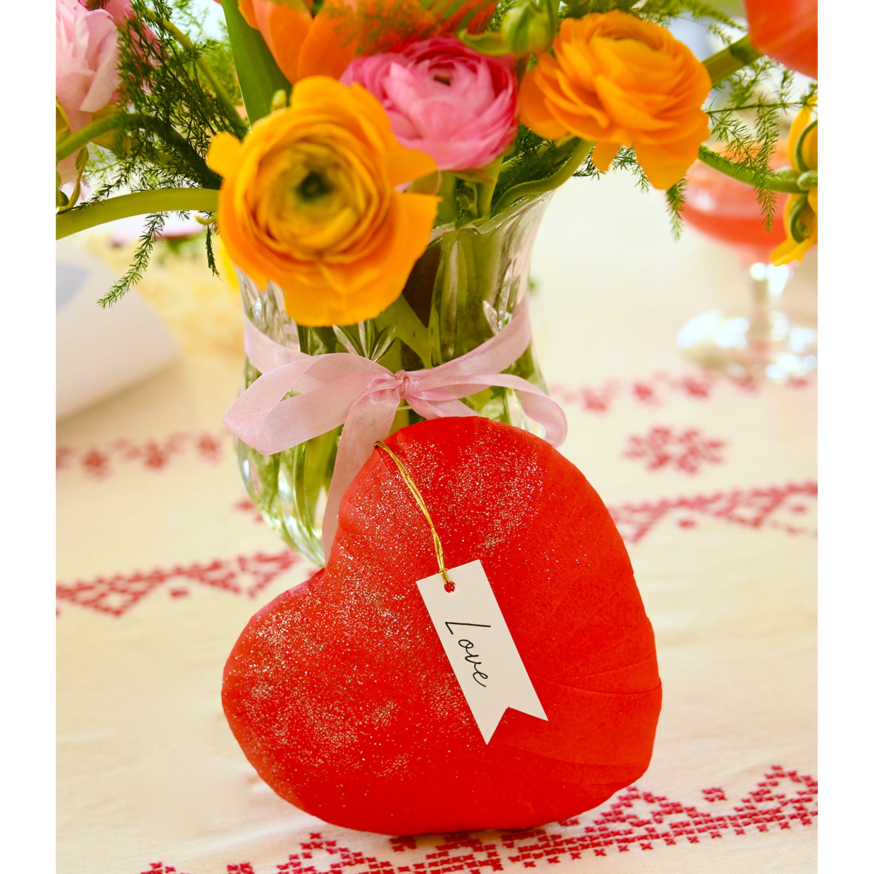 Deluxe Surprise Ball Love Heart-Shape