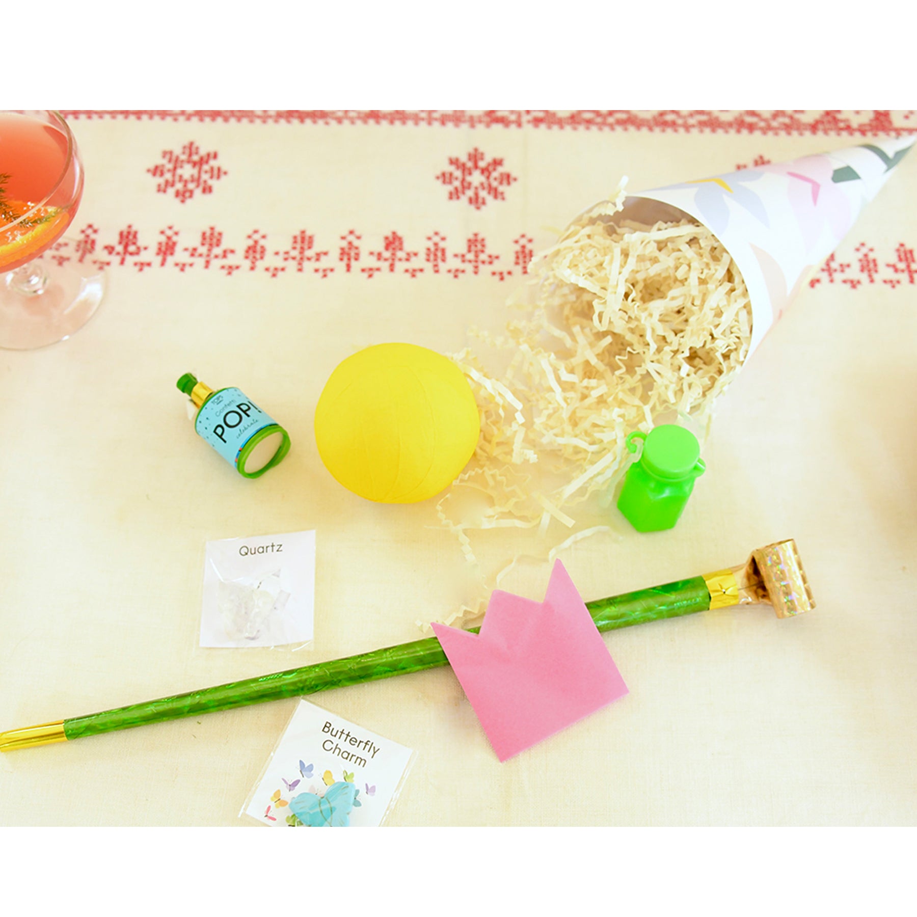 Garden Party Surprize Cornucopia