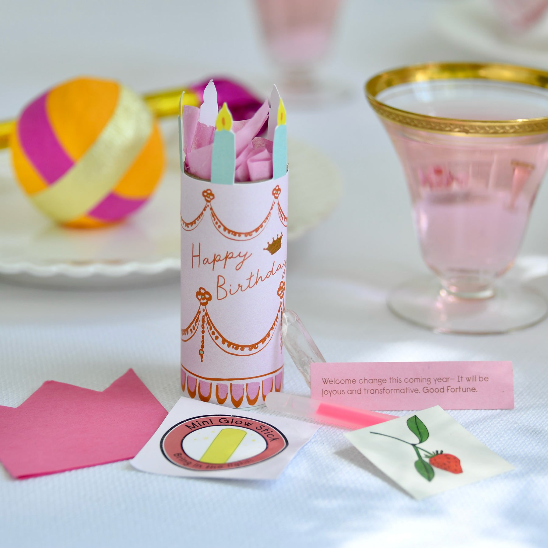 Surprize Favor™ Birthday Cakes