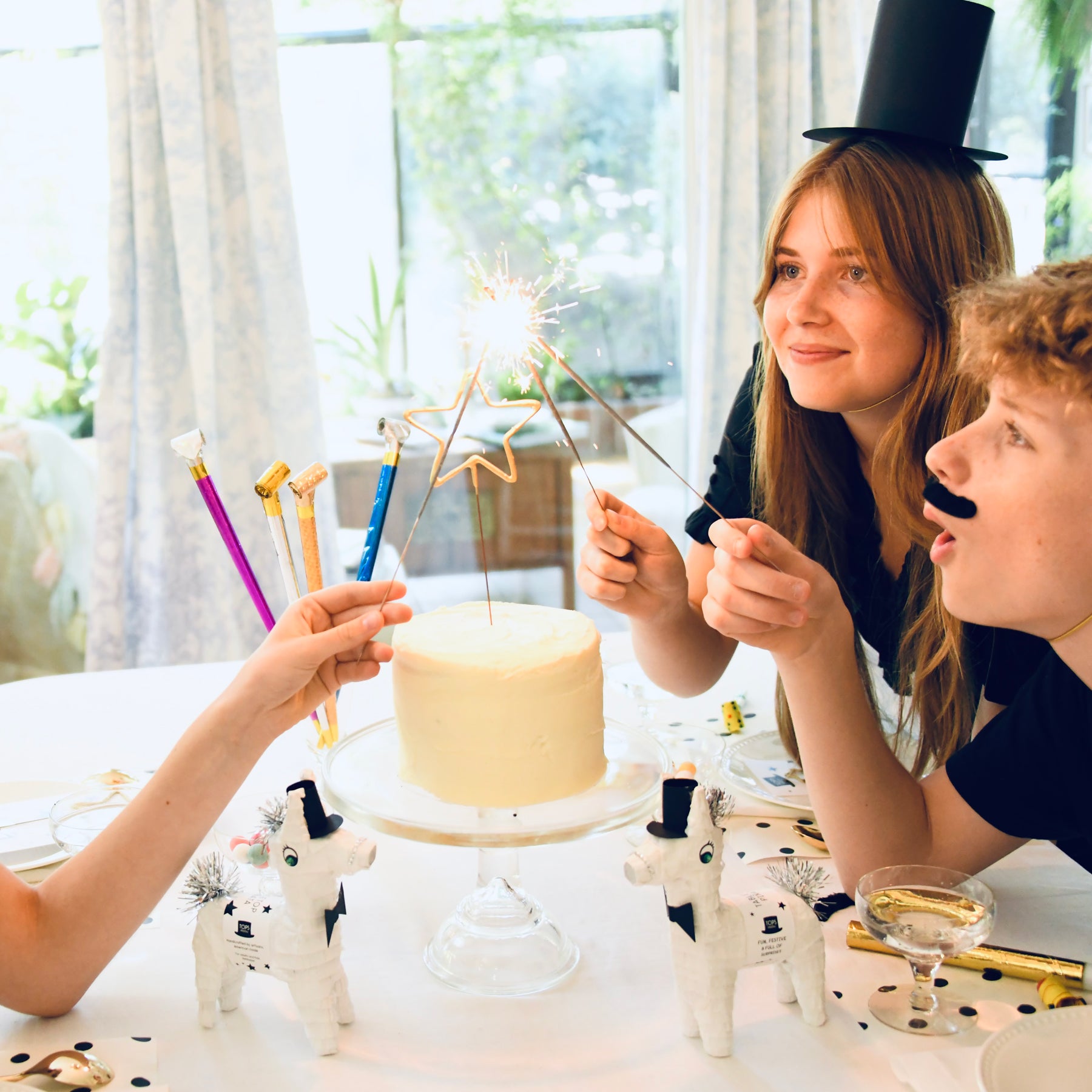 Deluxe Sparkler 12" TOP Hat Party